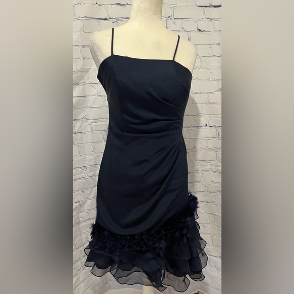 Dresses & Skirts - Scaravelli navy 100% Silk Dress Ruffle Cocktail size 4